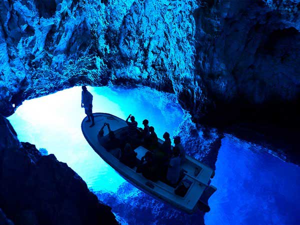 deluxe blue cave tour