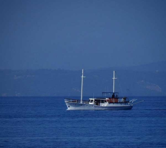 Vintage Yacht Excursion