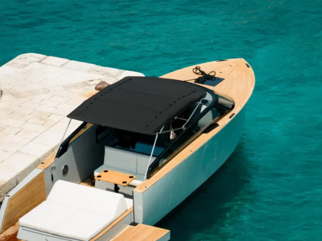Le Meridien Lav boat trips
