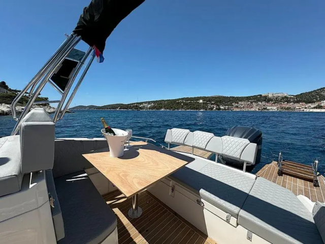 Hvar private boat trips