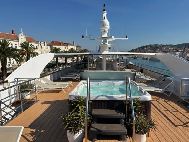 M/S Princess Small Ship Cruises Jacuzzi